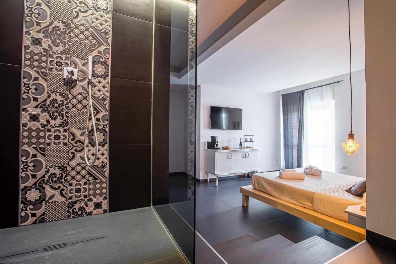 Grotticelle'S House & Luxury Room Сиракуза Екстериор снимка